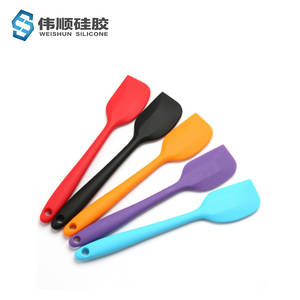 廚房用硅膠制品怎么選，硅膠制品選擇【全網(wǎng)聚焦】