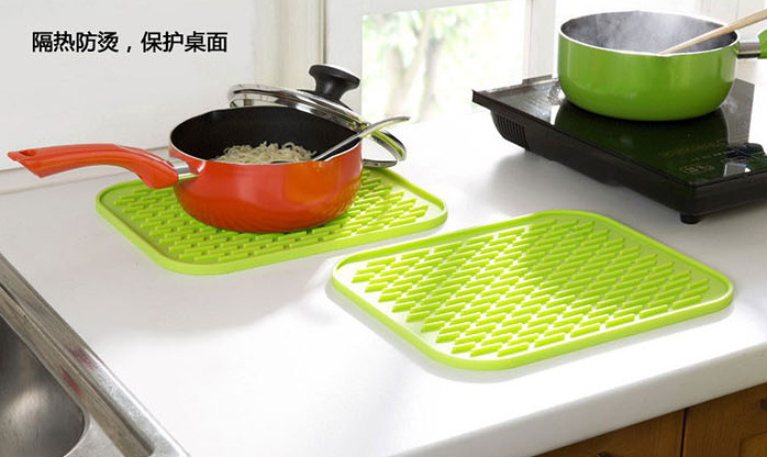 硅膠墊生產廠家,東莞哪里有硅膠墊生產廠家,有哪些透明硅膠墊生產廠家 硅膠墊生產廠家,東莞哪里有硅膠墊生產廠家,有哪些透明硅膠墊生產廠家