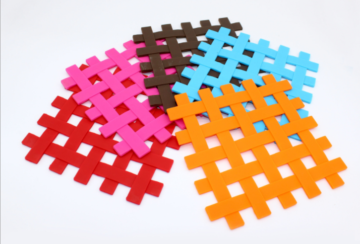 硅膠餐墊的優勢,硅膠餐墊安全嗎,好的硅膠餐墊什么樣 硅膠餐墊的優勢,硅膠餐墊安全嗎,好的硅膠餐墊什么樣