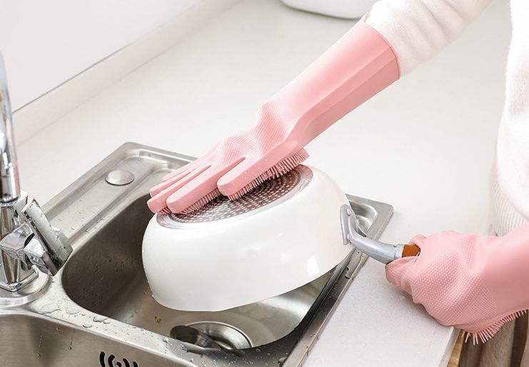 多功能硅膠清潔手套定制廠家有哪些優勢 多功能硅膠清潔手套定制廠家有哪些優勢